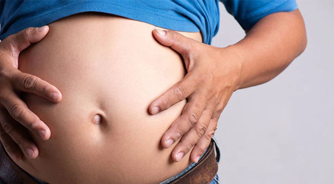 اسباب انتفاخ البطن والغازات: الأعراض وطرق العلاج والمضاعفات