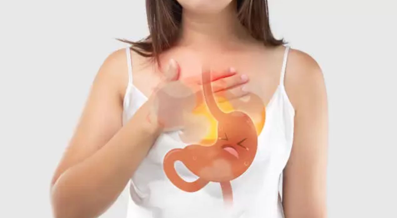 تعرف علي انواع ارتجاع المرئ ودرجاته مع الاسباب وطرق علاجه