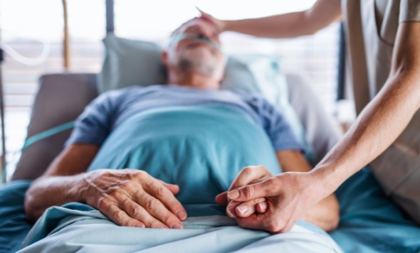 هل نزيف المعدة يسبب الوفاة