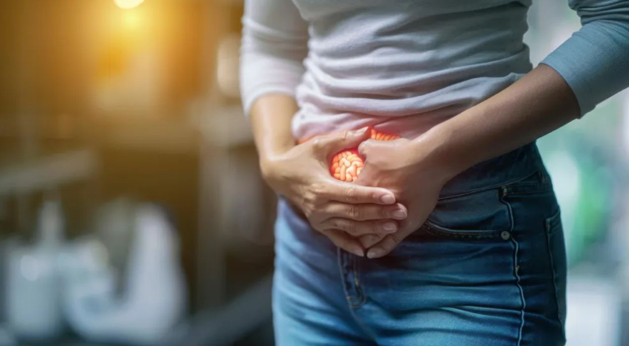 دليلك حول ابرز اسباب خروج مخاط مع البراز ومدي خطورته